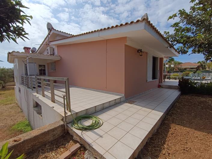 Image No.9-3 Bed House for sale