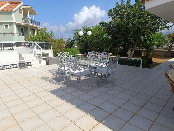 Image No.37-3 Bed House for sale