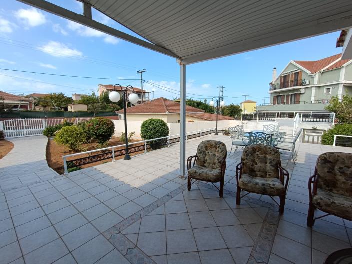 Image No.42-3 Bed House for sale