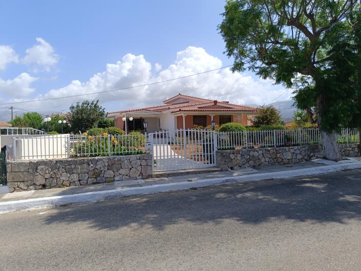 Image No.46-3 Bed House for sale