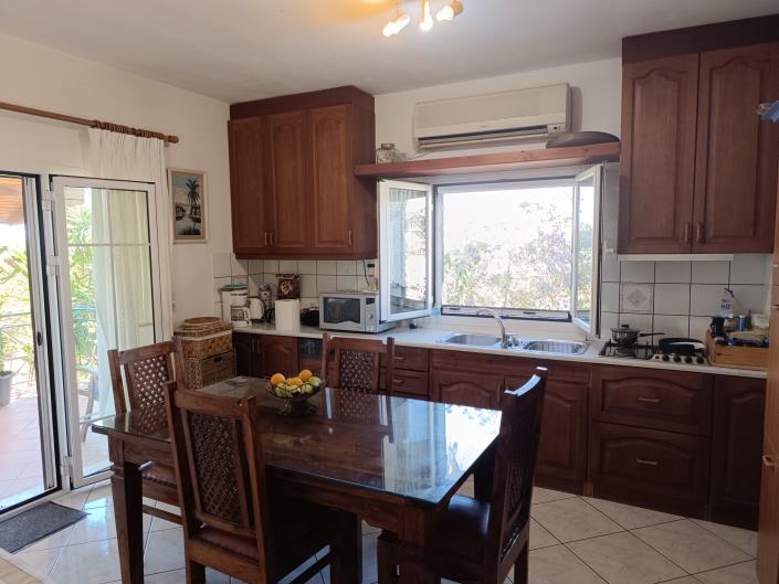 Image No.7-3 Bed House for sale