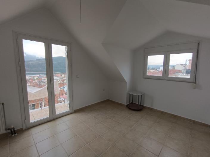 Image No.13-1 Bed Apartment for sale