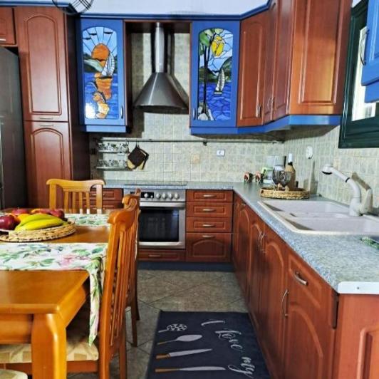 Image No.6-3 Bed House for sale