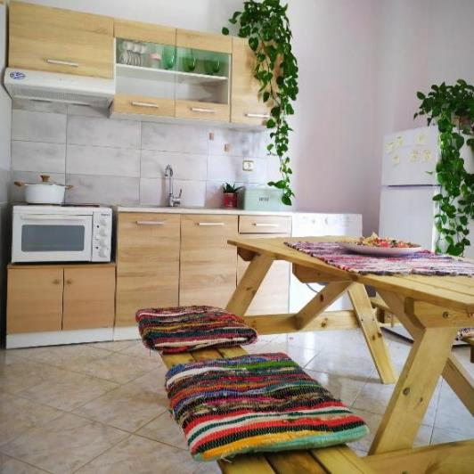 Image No.13-3 Bed House for sale