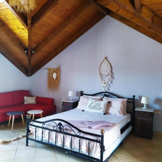 Image No.24-3 Bed House for sale