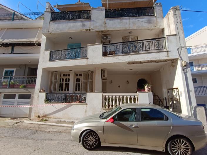 Image No.5-2 Bed Maisonette for sale