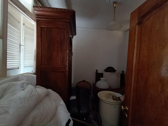 Image No.14-2 Bed Maisonette for sale