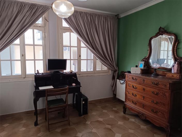 Image No.13-2 Bed Maisonette for sale