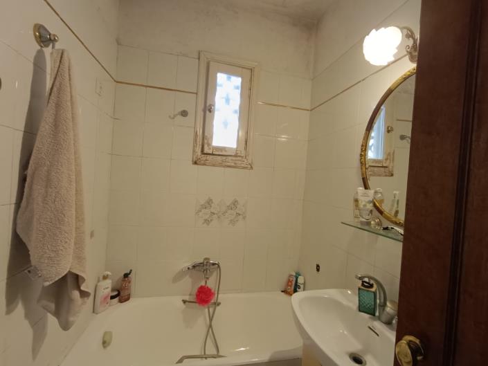 Image No.23-2 Bed Maisonette for sale