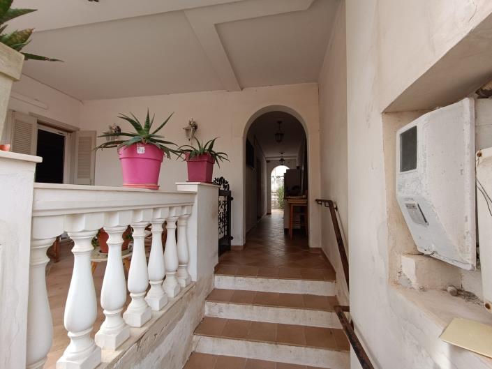 Image No.25-2 Bed Maisonette for sale