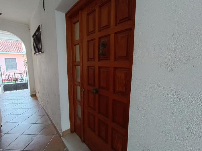 Image No.26-2 Bed Maisonette for sale