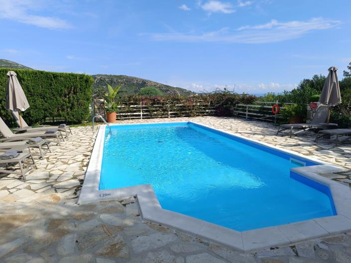 Image No.4-2 Bed Villa for sale