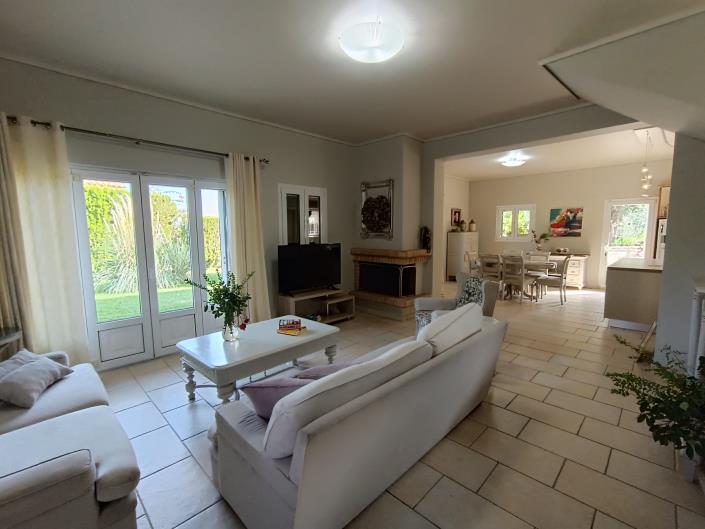 Image No.6-2 Bed Villa for sale