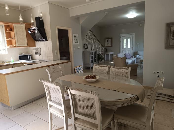 Image No.12-2 Bed Villa for sale