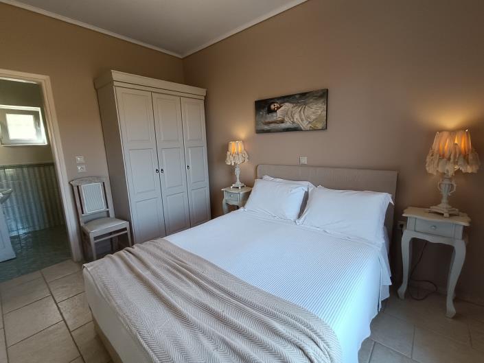 Image No.16-2 Bed Villa for sale