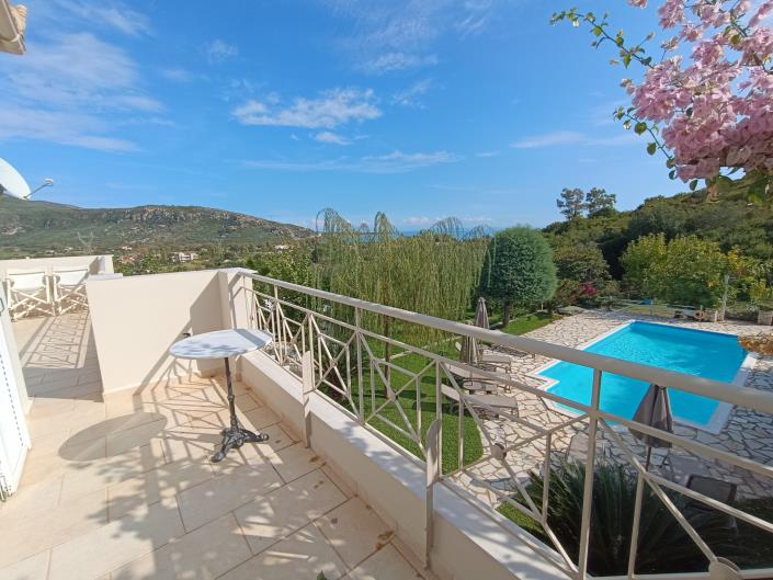 Image No.2-2 Bed Villa for sale