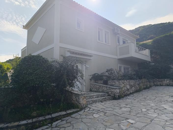 Image No.5-2 Bed Villa for sale