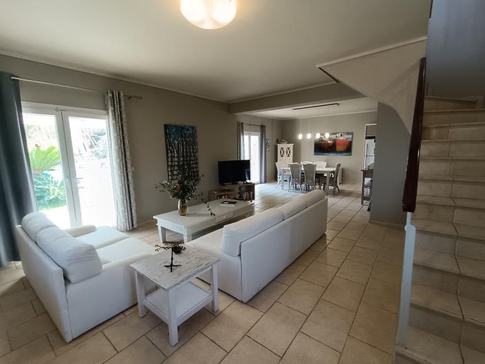 Image No.8-2 Bed Villa for sale