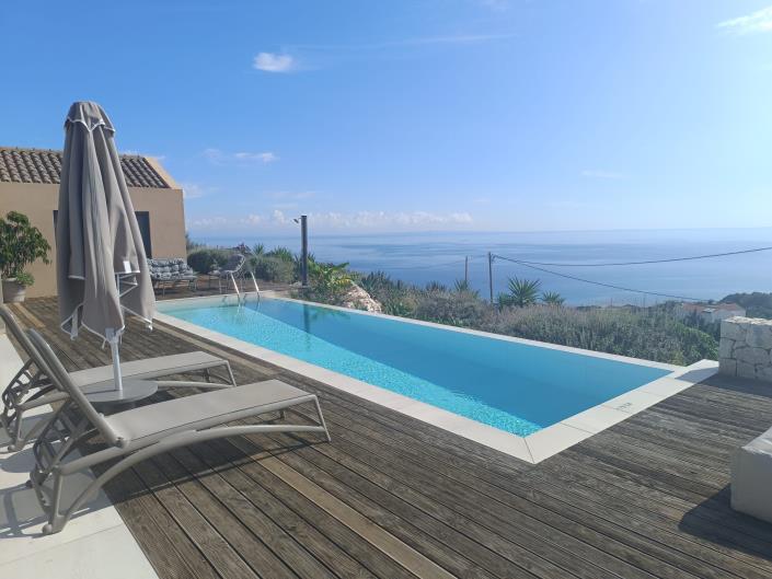 Image No.2-2 Bed Villa for sale