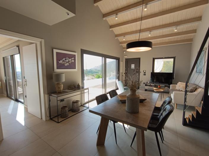 Image No.5-2 Bed Villa for sale