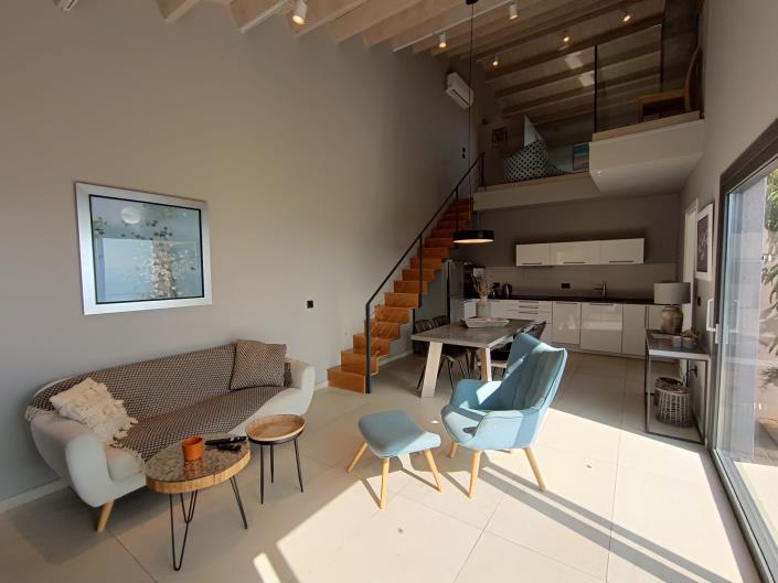 Image No.6-2 Bed Villa for sale