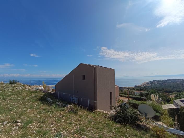 Image No.24-2 Bed Villa for sale