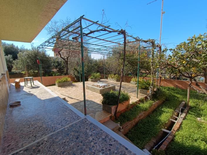 Image No.9-Maison de 4 chambres à vendre à Farsa