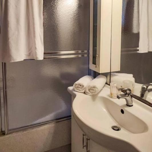 Image No.11-4 Bed House for sale