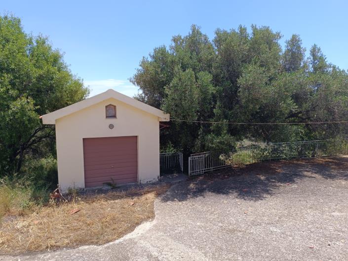 Image No.4-2 Bed House for sale