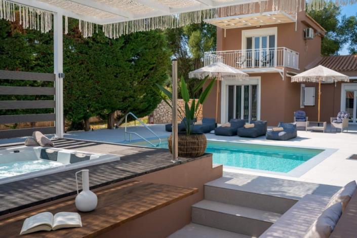 Image No.33-3 Bed Villa for sale