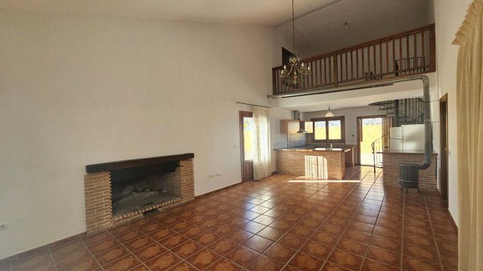 Image No.13-3 Bed Country House for sale