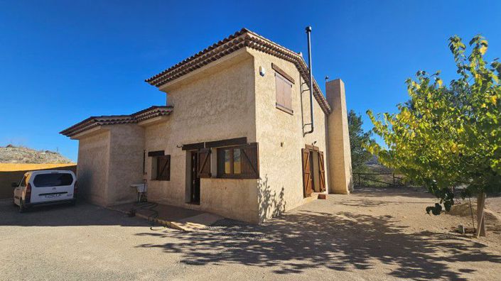 Image No.7-3 Bed Country House for sale
