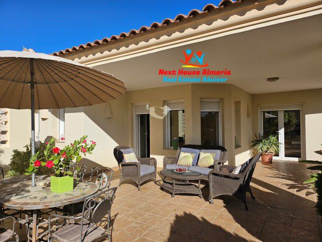 Image No.15-Villa de 4 chambres à vendre à Vera