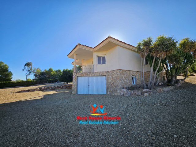 Image No.7-Villa de 4 chambres à vendre à Vera