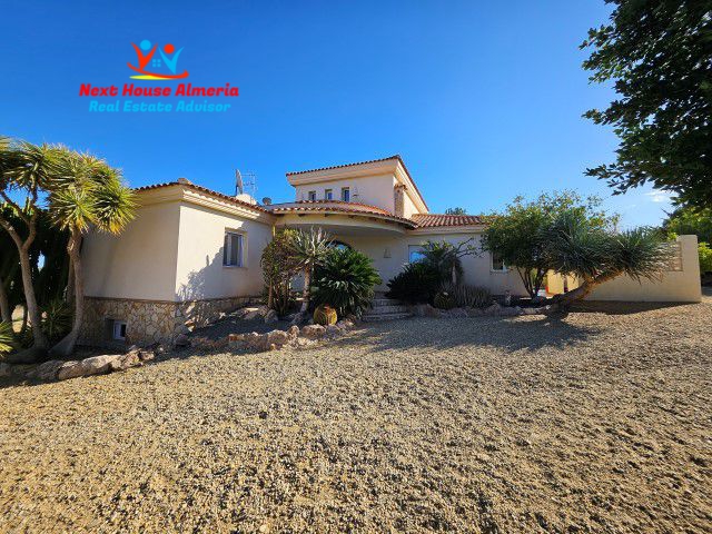 Image No.8-Villa de 4 chambres à vendre à Vera