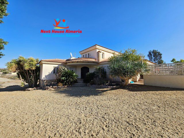 Image No.10-Villa de 4 chambres à vendre à Vera