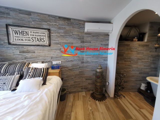 Image No.43-2 Bed Apartment for sale