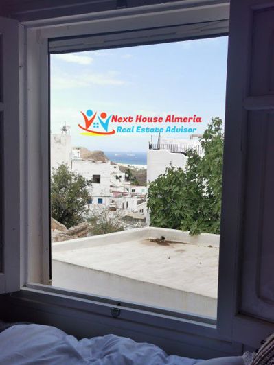 Image No.50-2 Bed Apartment for sale