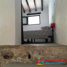 9818716862