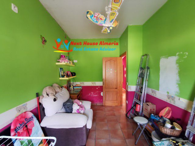 Image No.20-6 Bed Country House for sale