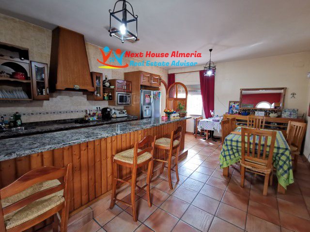 Image No.28-6 Bed Country House for sale