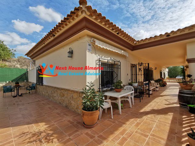 Image No.46-6 Bed Country House for sale