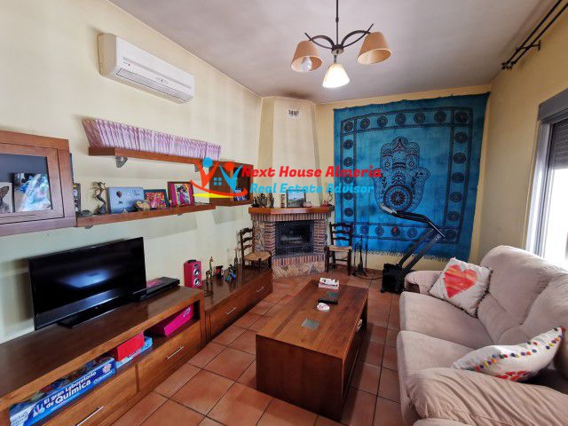 Image No.10-6 Bed Country House for sale