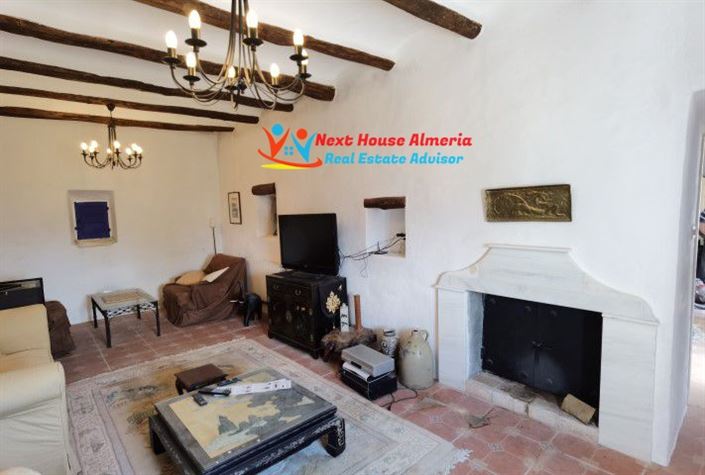 Image No.21-6 Bed Country House for sale