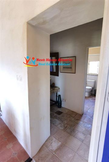 Image No.44-6 Bed Country House for sale