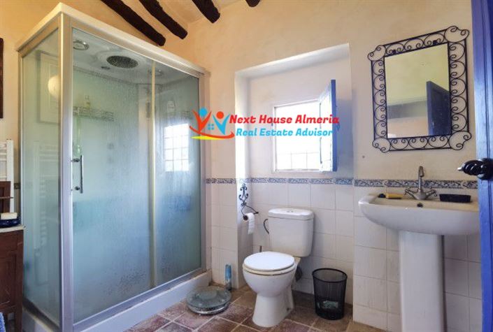 Image No.49-6 Bed Country House for sale