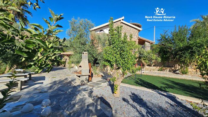 Image No.16-Villa de 4 chambres à vendre à Almeria