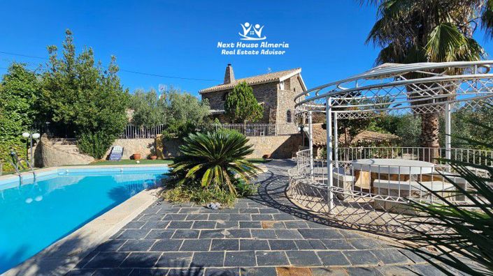 Image No.25-Villa de 4 chambres à vendre à Almeria