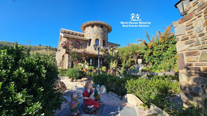 Image No.39-Villa de 4 chambres à vendre à Almeria