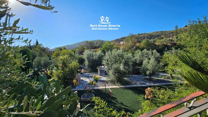 Image No.6-Villa de 4 chambres à vendre à Almeria